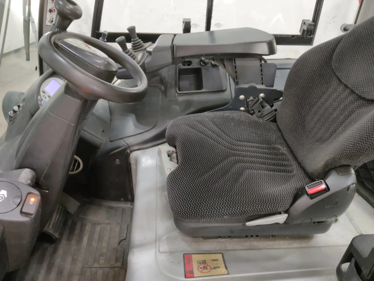 STILL RX60-35/600 - Electric forklift: picture 3 STILL RX60-35/600 - Electric forklift: picture 3