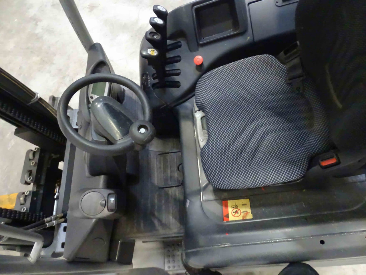 STILL RX60-50 - Electric forklift: picture 4 STILL RX60-50 - Electric forklift: picture 4