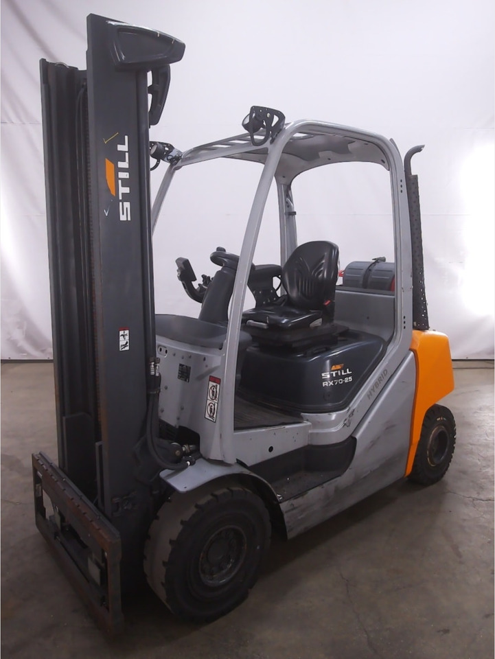 STILL RX70-25T - LPG forklift: picture 1 STILL RX70-25T - LPG forklift: picture 1