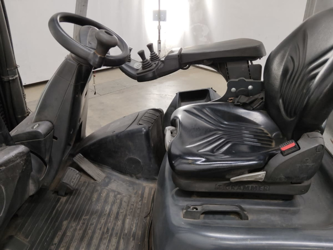 STILL RX70-30 - Diesel forklift: picture 4 STILL RX70-30 - Diesel forklift: picture 4