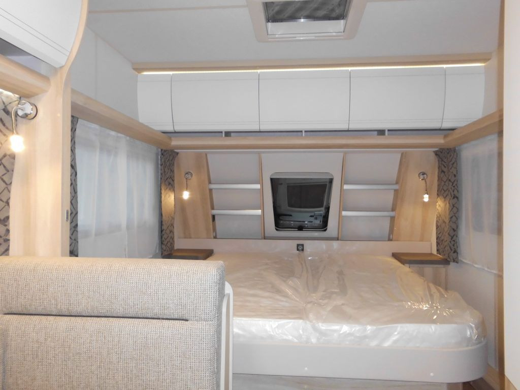 New Caravan Hobby De Luxe 460 SFf 2025 AUTARK FBH 1500kg. +++ Hobby De Luxe 460 SFf mit Extras, Lagerabverkauf: picture 18 New Caravan Hobby De Luxe 460 SFf 2025 AUTARK FBH 1500kg. +++ Hobby De Luxe 460 SFf mit Extras, Lagerabverkauf: picture 18