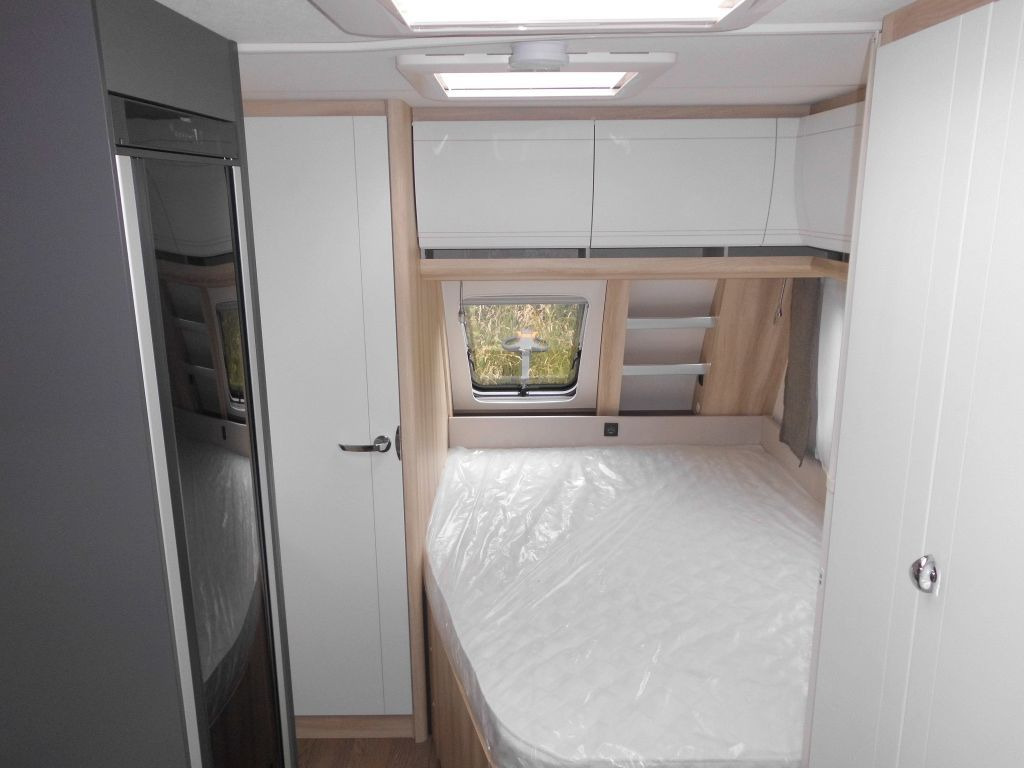 Caravan Hobby De Luxe 460 UFe 2026 1500kg. Ambiente: picture 12