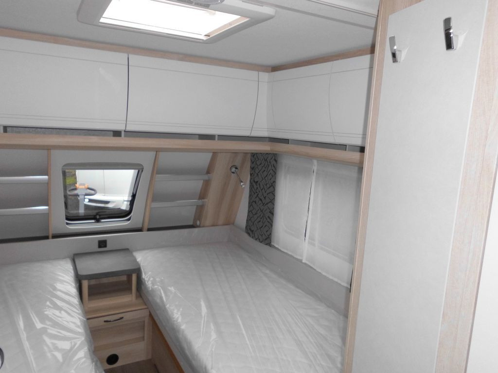 New Caravan Hobby De Luxe 515 UHL 2025 2000kg. AUTARK AMBIENTE Hobby De Luxe 515 UHL mit Extras, Lagerabverkauf!: picture 18 New Caravan Hobby De Luxe 515 UHL 2025 2000kg. AUTARK AMBIENTE Hobby De Luxe 515 UHL mit Extras, Lagerabverkauf!: picture 18