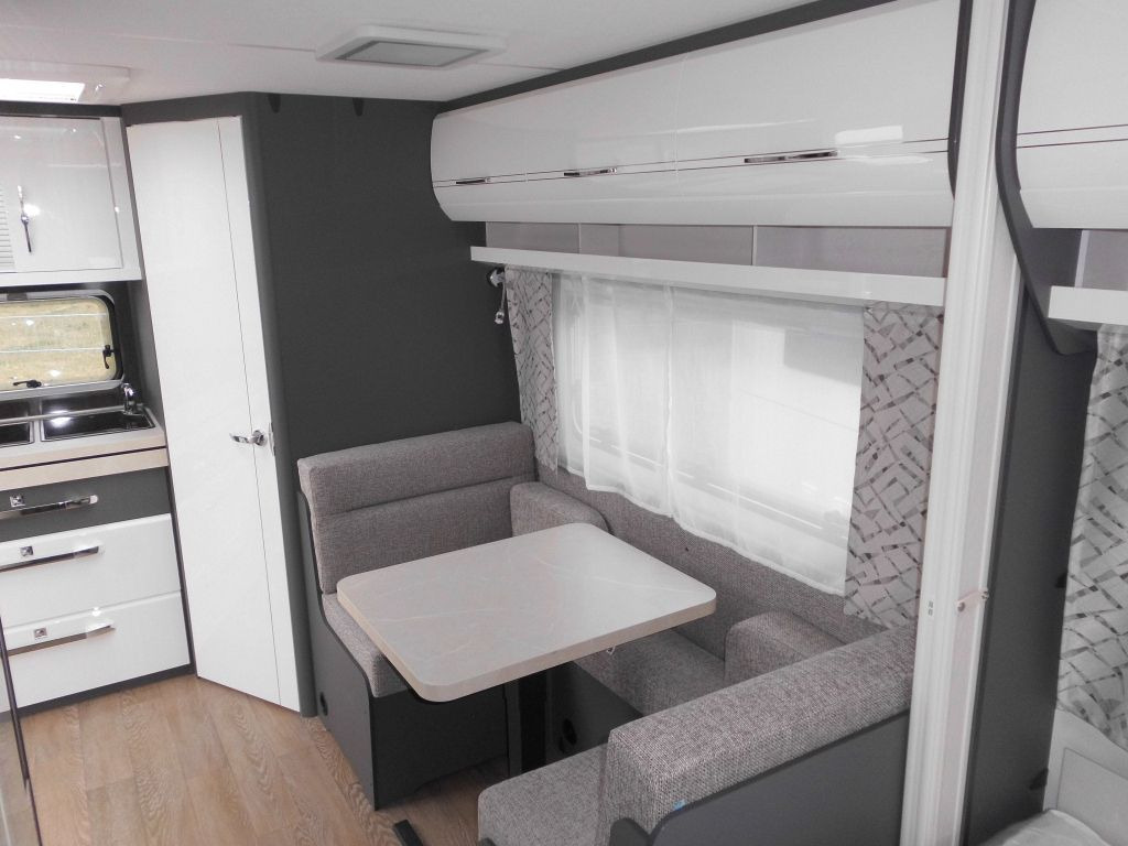 Caravan Hobby Excellent 460 SL %Lagerabverkauf% EXTRAS: picture 7 Caravan Hobby Excellent 460 SL %Lagerabverkauf% EXTRAS: picture 7