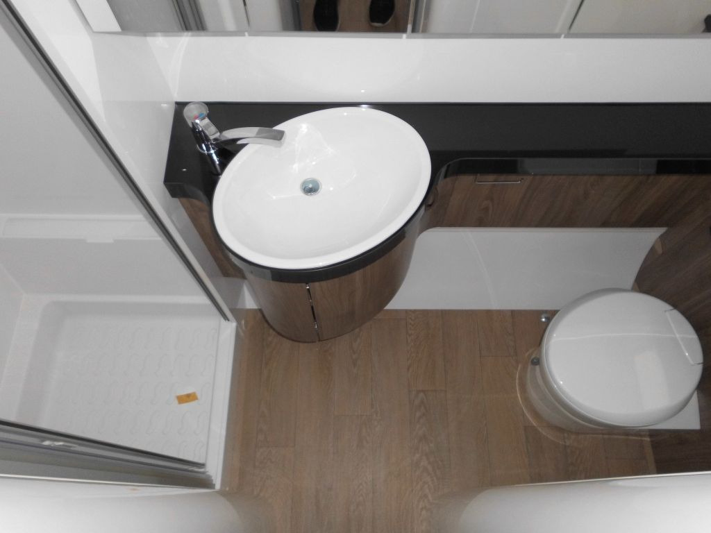 Caravan Hobby Excellent Edition 540 WLU 2026 2000kg.,: picture 15