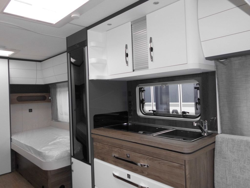 Caravan Hobby Excellent Edition 540 WLU 2026 2000kg.,: picture 8