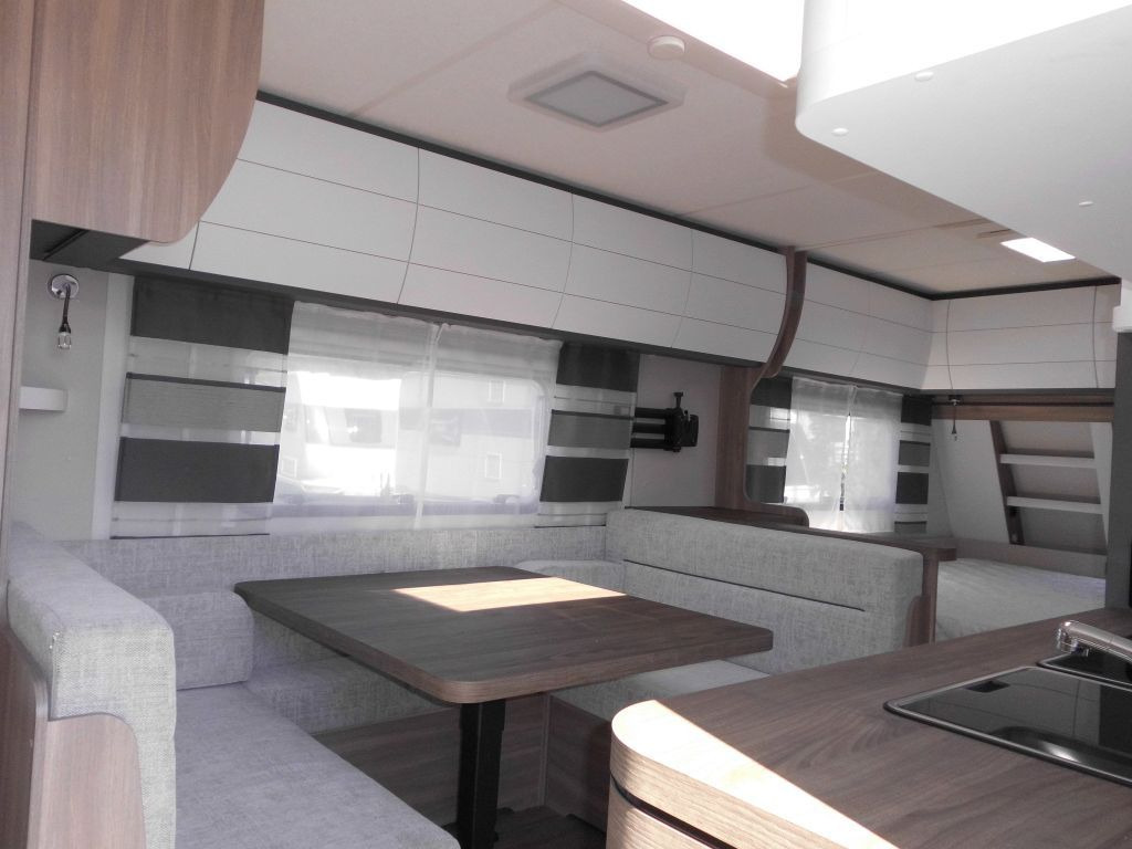 Hobby Excellent Edition 650 KMFe 2025 2200kg., Teppich - Caravan: picture 4 Hobby Excellent Edition 650 KMFe 2025 2200kg., Teppich - Caravan: picture 4