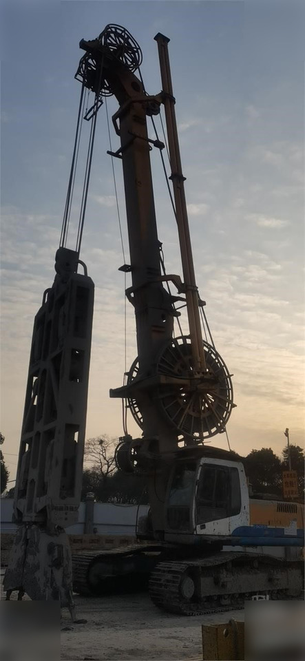 2008 BAUER GB34 - Pile driver: picture 5 2008 BAUER GB34 - Pile driver: picture 5