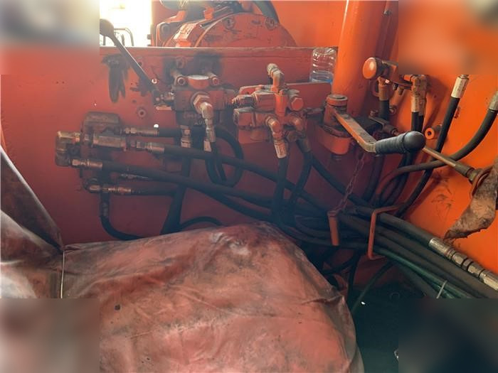 2011 JOY 10SC32C - Mining machinery: picture 5 2011 JOY 10SC32C - Mining machinery: picture 5