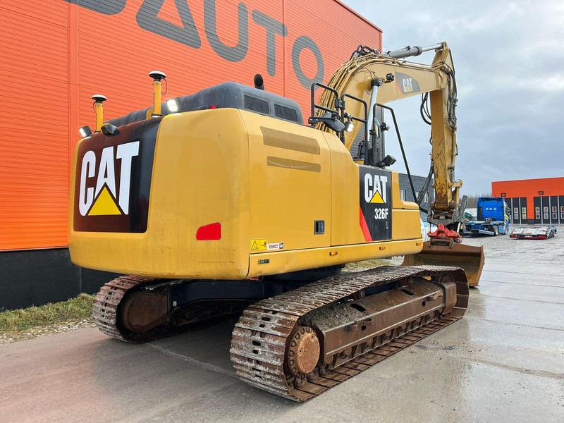 Crawler excavator Caterpillar 326 FL 3D / ROTOTILT / AC / CENTRAL LUBRICATION / AUXILIARY HEATER: picture 6 Crawler excavator Caterpillar 326 FL 3D / ROTOTILT / AC / CENTRAL LUBRICATION / AUXILIARY HEATER: picture 6
