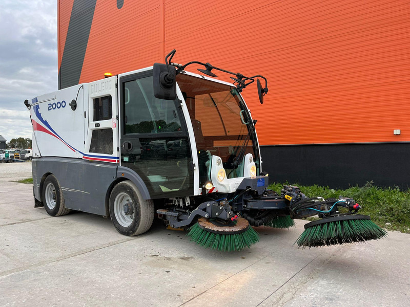 Dulevo 2000 SKY HYDRAULIC ISSUES !! - Road sweeper: picture 4 Dulevo 2000 SKY HYDRAULIC ISSUES !! - Road sweeper: picture 4
