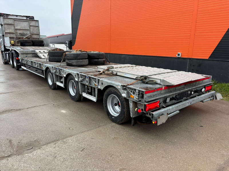 Humbaur HTS30 SCHRAG SAF AXLES / REAR AXLE STEERING - Low loader semi-trailer: picture 3 Humbaur HTS30 SCHRAG SAF AXLES / REAR AXLE STEERING - Low loader semi-trailer: picture 3