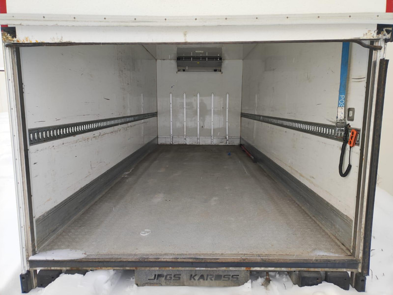 JPGS CARGO COOLER BOX 6450x2500x2460 MM / SUPRA 750 (368 hours) - Refrigerator swap body: picture 5 JPGS CARGO COOLER BOX 6450x2500x2460 MM / SUPRA 750 (368 hours) - Refrigerator swap body: picture 5