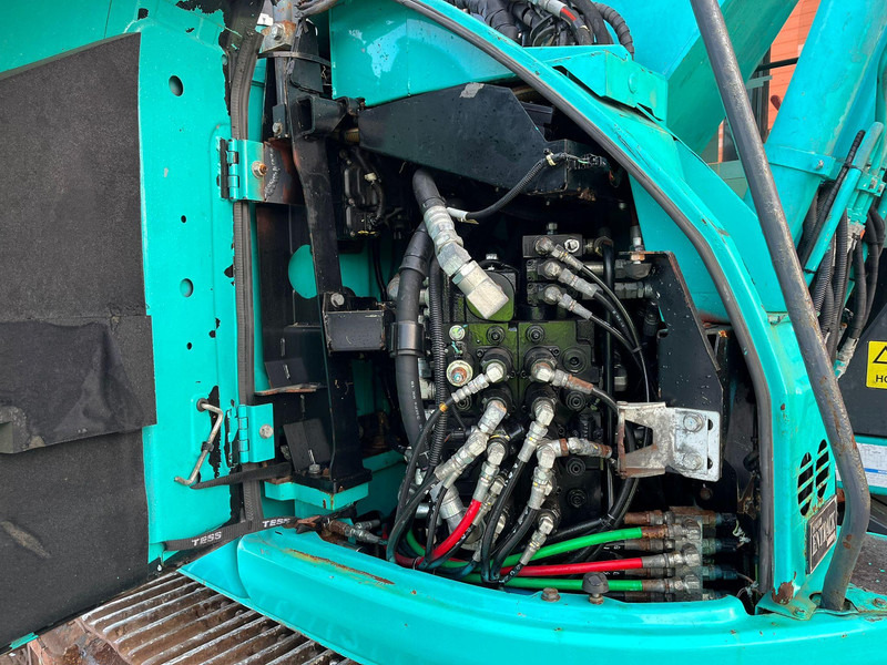 Crawler excavator Kobelco SK 140 SRLC-5 AC / CENTRAL LUBRICATION: picture 19