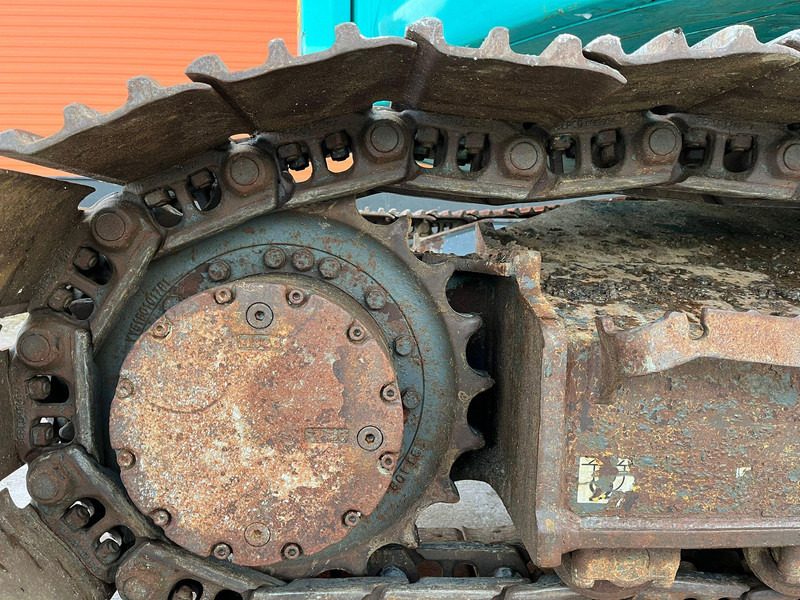 Crawler excavator Kobelco SK 140 SRLC-5 AC / CENTRAL LUBRICATION: picture 17