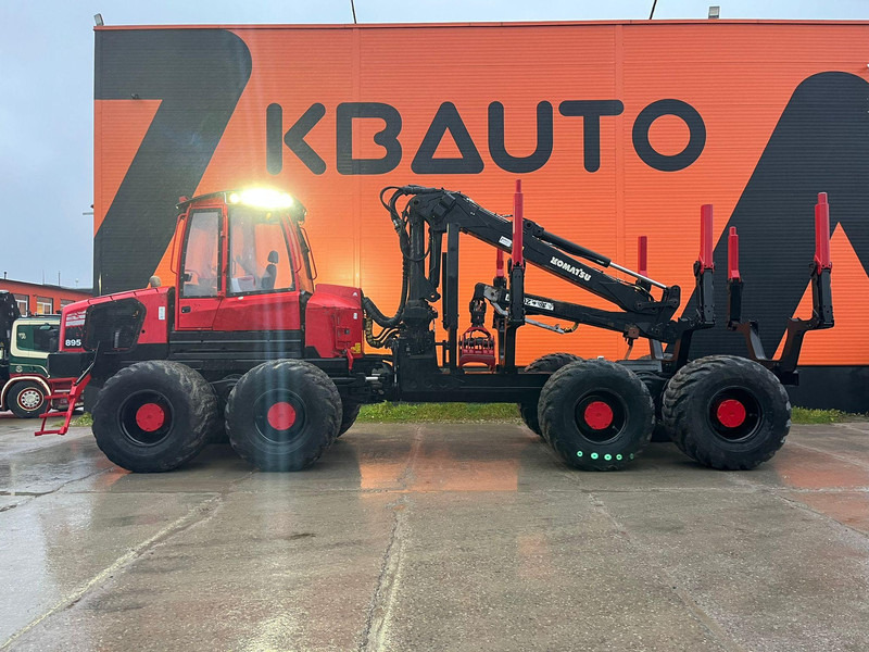 Komatsu 895 8x8 LOADFLEX / CRANE 165F - Forestry trailer: picture 3 Komatsu 895 8x8 LOADFLEX / CRANE 165F - Forestry trailer: picture 3