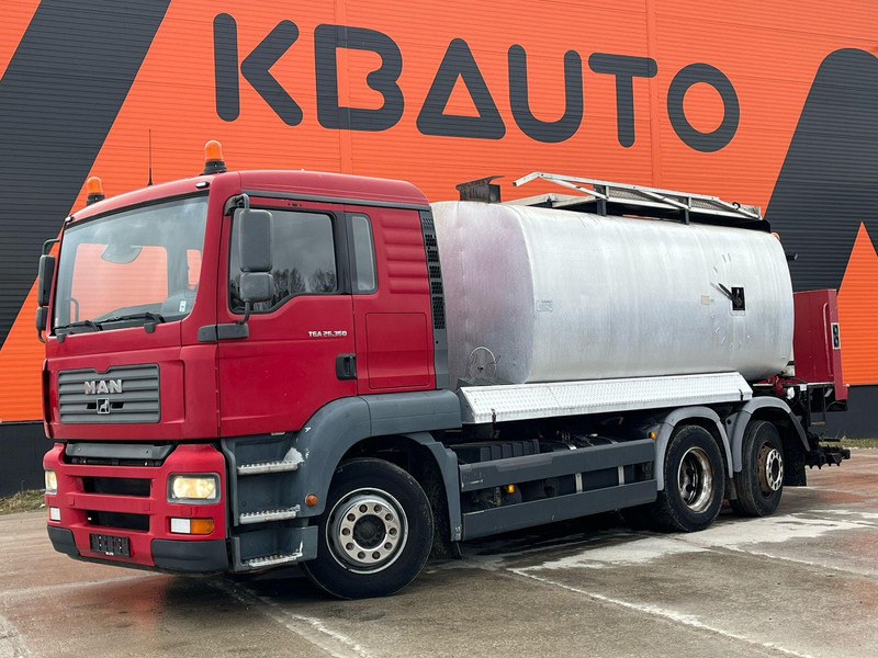 MAN TGA 26.360 6X2 Schäfer SRH 10000 / 3105 hours - Tank truck: picture 1 MAN TGA 26.360 6X2 Schäfer SRH 10000 / 3105 hours - Tank truck: picture 1