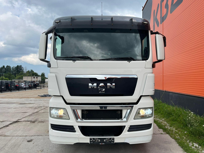 MAN TGX 26.480 6X2 - Hook lift truck: picture 3 MAN TGX 26.480 6X2 - Hook lift truck: picture 3