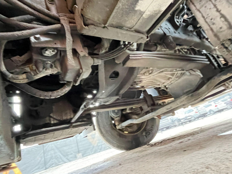 Cab chassis truck Mercedes-Benz Actros 2636 6x4 FOR SALE AS CHASSIS / ONLY 28159 km / V6 ENGINE / FULL STEEL: picture 8