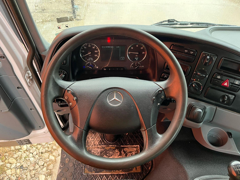 Cab chassis truck Mercedes-Benz Actros 2636 6x4 FOR SALE AS CHASSIS / ONLY 28159 km / V6 ENGINE / FULL STEEL: picture 13