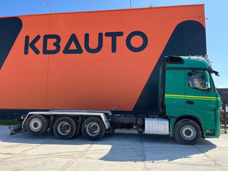 Mercedes-Benz Actros 3563 8x4*4 RETARDER / CHASSIS L=7358 mm - Cab chassis truck: picture 4 Mercedes-Benz Actros 3563 8x4*4 RETARDER / CHASSIS L=7358 mm - Cab chassis truck: picture 4