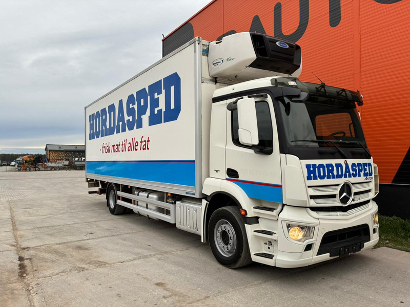 Mercedes-Benz Antos 1935 4x2 CARRIER SUPRA 1250 Mt / BOX L=8674 mm - Refrigerator truck: picture 4 Mercedes-Benz Antos 1935 4x2 CARRIER SUPRA 1250 Mt / BOX L=8674 mm - Refrigerator truck: picture 4