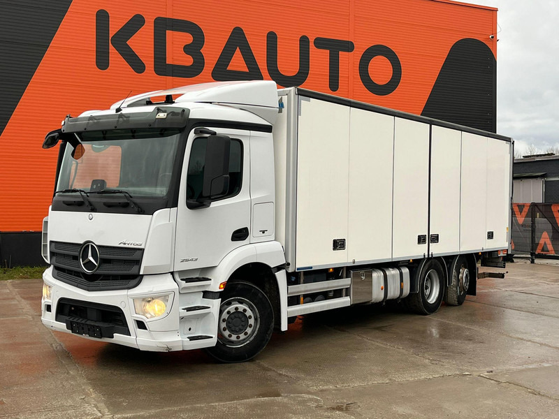 Mercedes-Benz Antos 2543 6x2*4 THERMOKING UT 800 / BOX L=7604 - Refrigerator truck: picture 1 Mercedes-Benz Antos 2543 6x2*4 THERMOKING UT 800 / BOX L=7604 - Refrigerator truck: picture 1