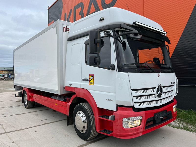 Mercedes-Benz Atego 1224 4x2 NEW ENGINE ! / BOX L=7548 mm - Box truck: picture 3 Mercedes-Benz Atego 1224 4x2 NEW ENGINE ! / BOX L=7548 mm - Box truck: picture 3