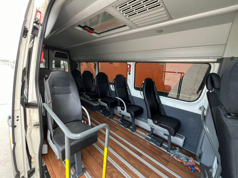 Minibus, Passenger van Mercedes-Benz Sprinter 516 CDI 17 SEATS / DRIVER AC: picture 13
