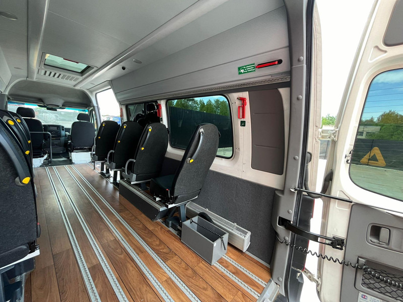 Minibus, Passenger van Mercedes-Benz Sprinter 516 CDI 17 SEATS / DRIVER AC: picture 17