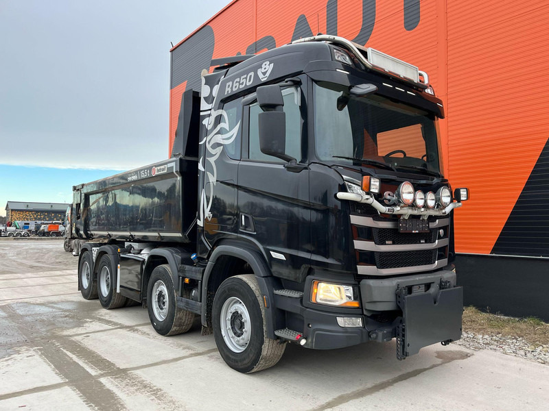 Scania R 650 8x4 FRONT PLOW EQUIPMENT / FULL STEEL / HUB REDUCTION / WEBASTO - Tipper: picture 5 Scania R 650 8x4 FRONT PLOW EQUIPMENT / FULL STEEL / HUB REDUCTION / WEBASTO - Tipper: picture 5