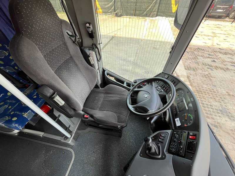 Suburban bus Setra S 416 UL 4x2 51 SEATS / AC / AUXILIARY HEATER / WHEELCHAIR LIFT: picture 9 Suburban bus Setra S 416 UL 4x2 51 SEATS / AC / AUXILIARY HEATER / WHEELCHAIR LIFT: picture 9