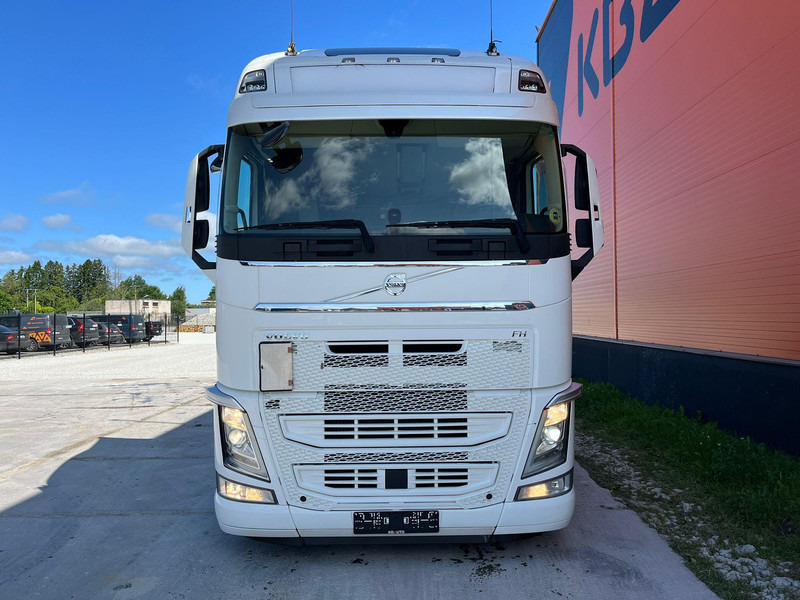 Volvo FH 500 6x2 GLOBE XL / ADR / RETARDER / DOUBLE BOGIE - Tractor unit: picture 3 Volvo FH 500 6x2 GLOBE XL / ADR / RETARDER / DOUBLE BOGIE - Tractor unit: picture 3