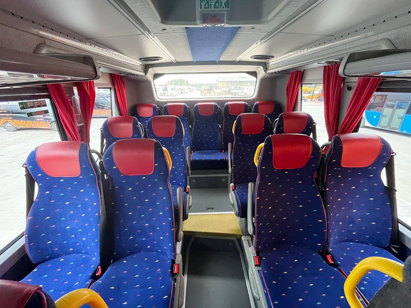 Suburban bus Volvo B8R 8900 LE 6x2*4 44 SEATS + 53 STANDING / AC / AUXILIARY HEATER: picture 18 Suburban bus Volvo B8R 8900 LE 6x2*4 44 SEATS + 53 STANDING / AC / AUXILIARY HEATER: picture 18