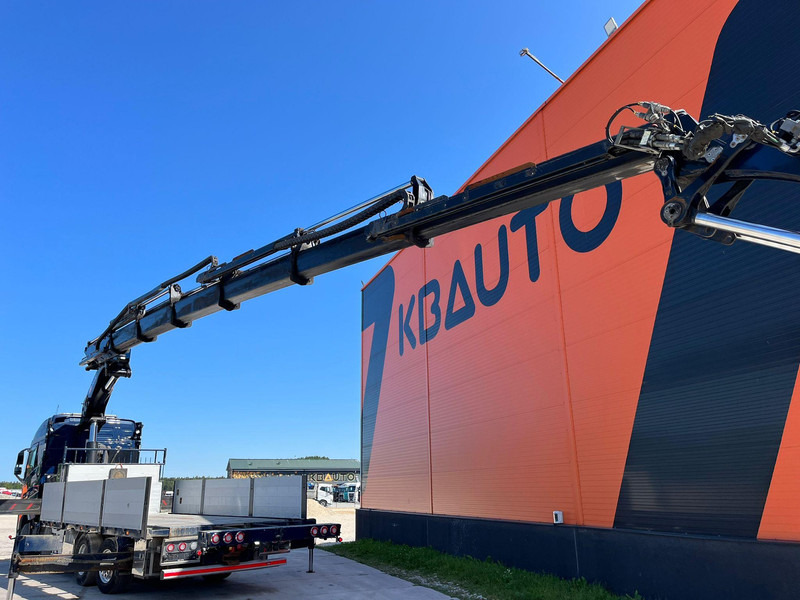 Dropside/ Flatbed truck, Crane truck Volvo FH 16 650 8x2*6 HMF 6020K-RC + JIB / PLATFORM L=6344 mm: picture 11