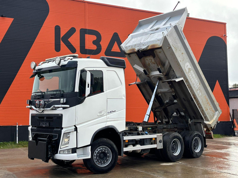 Volvo FH 540 6x4 RETARDER / TANDEM AXLE LIFT / SNOWPLOW EQUIPMENT / BOX L = 4473 mm - Tipper: picture 2 Volvo FH 540 6x4 RETARDER / TANDEM AXLE LIFT / SNOWPLOW EQUIPMENT / BOX L = 4473 mm - Tipper: picture 2