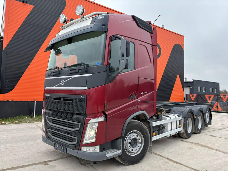 Volvo FH 540 8x4*4 BDF / TIPPER - Container transporter/ Swap body truck: picture 2 Volvo FH 540 8x4*4 BDF / TIPPER - Container transporter/ Swap body truck: picture 2