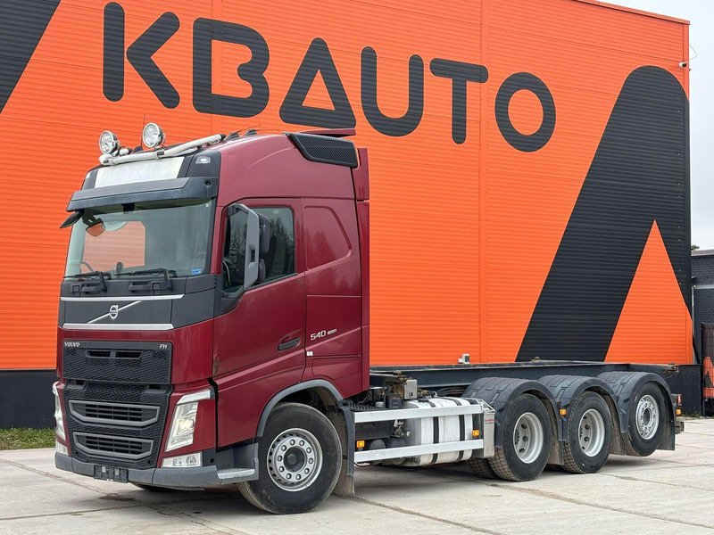 Volvo FH 540 8x4*4 CHASSIS L=6124 mm - Cab chassis truck: picture 1 Volvo FH 540 8x4*4 CHASSIS L=6124 mm - Cab chassis truck: picture 1