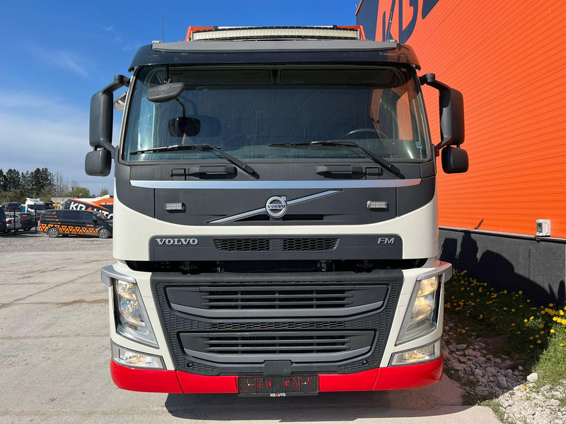 Volvo FM 460 8x2*6 HIAB 302E-6 / PLATFORM L=6721 mm - Dropside/ Flatbed truck, Crane truck: picture 3 Volvo FM 460 8x2*6 HIAB 302E-6 / PLATFORM L=6721 mm - Dropside/ Flatbed truck, Crane truck: picture 3