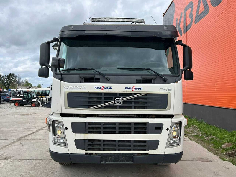 Volvo FM 9 300 6x2 CHASSIS L=8779 mm - Cab chassis truck: picture 3 Volvo FM 9 300 6x2 CHASSIS L=8779 mm - Cab chassis truck: picture 3