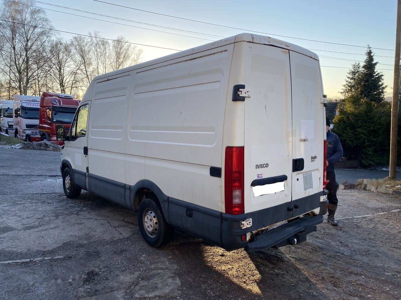 IVECO Daily 35S12 - Panel van: picture 3 IVECO Daily 35S12 - Panel van: picture 3