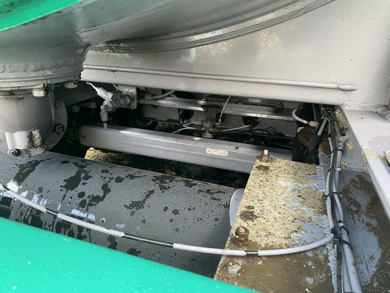 Tank semi-trailer for transportation of fuel LAG: picture 15