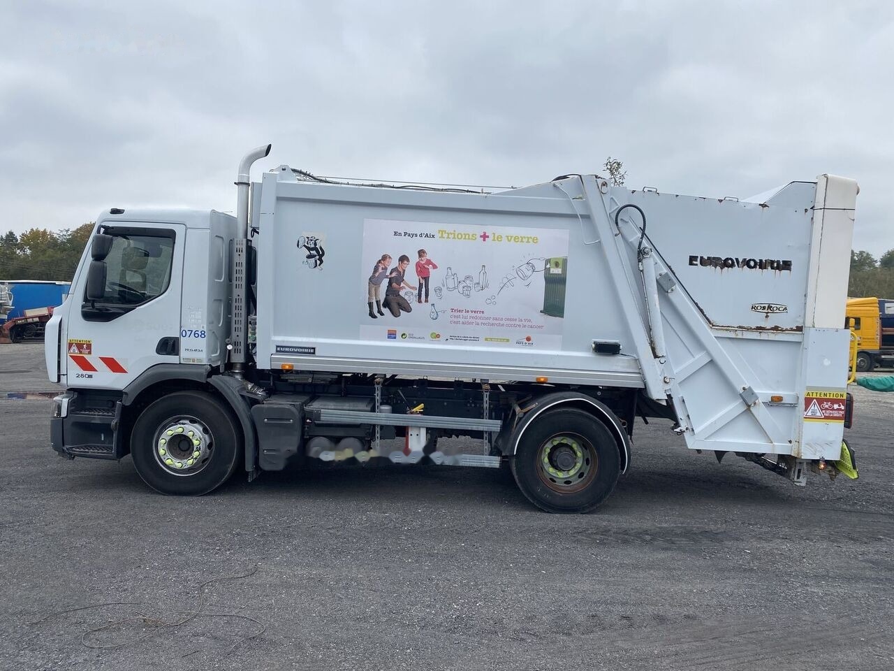 Renault DXI 280 - Garbage truck: picture 4 Renault DXI 280 - Garbage truck: picture 4