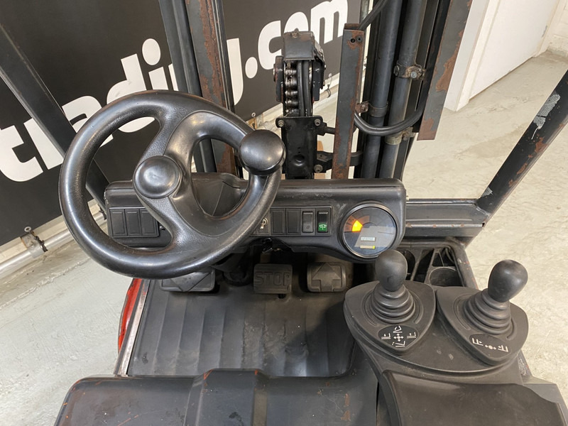 Linde E18C-02 - Electric forklift: picture 5 Linde E18C-02 - Electric forklift: picture 5