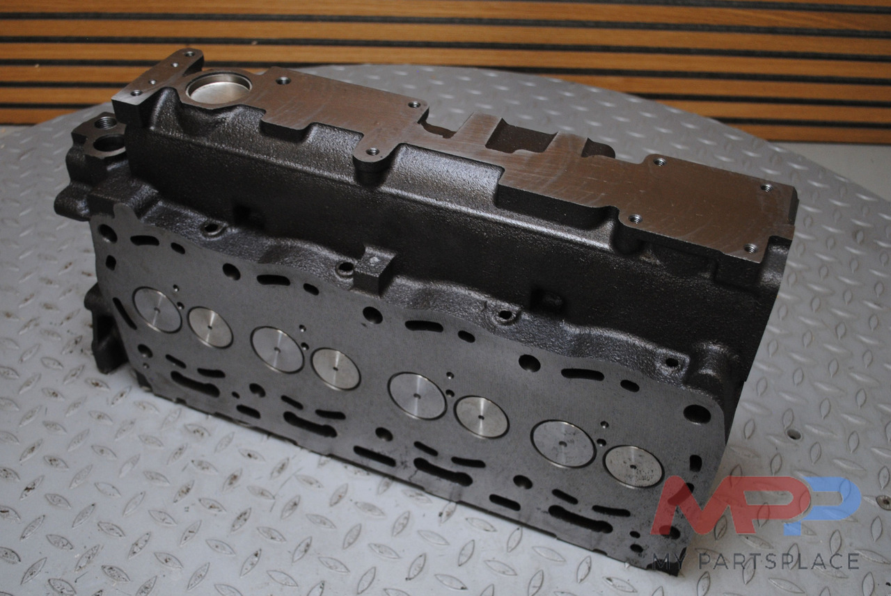 Perkins Cilinderkop Perkins 1104 - ZZ80280 - Cylinder head for Construction machinery: picture 1 Perkins Cilinderkop Perkins 1104 - ZZ80280 - Cylinder head for Construction machinery: picture 1