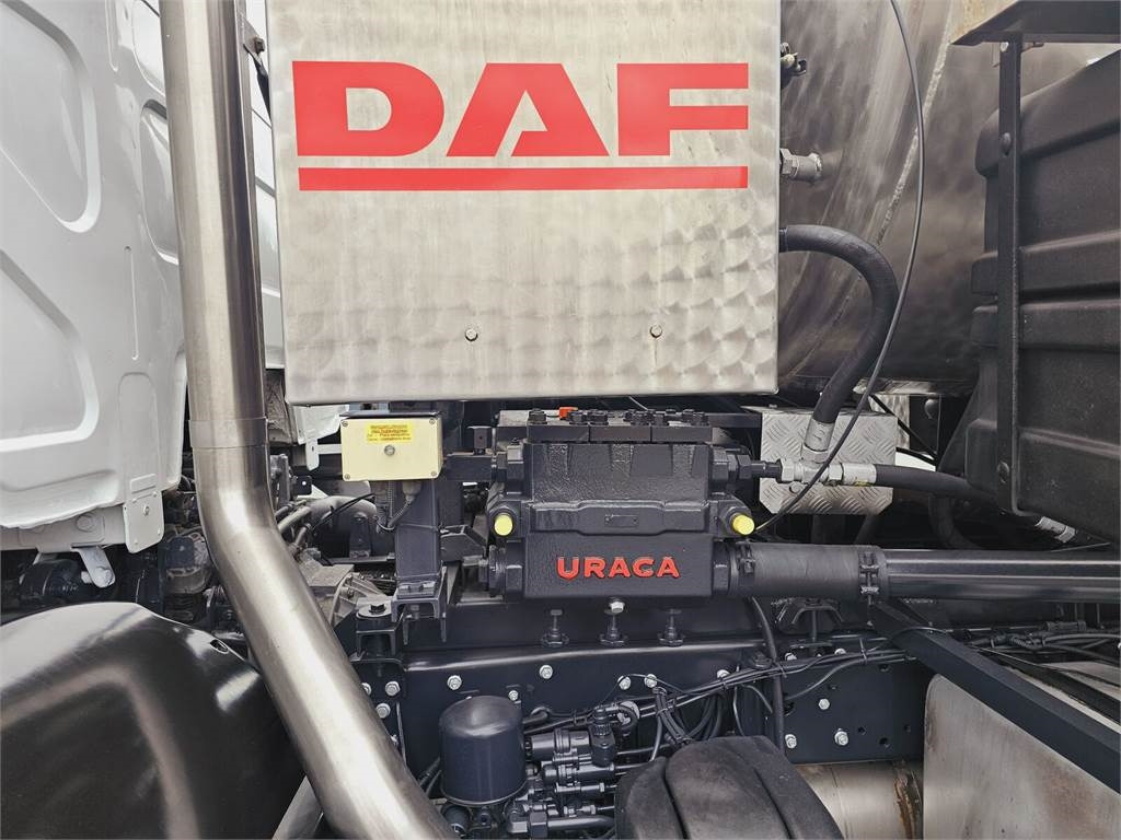 Vacuum truck DAF WUKO SCK-4HW for collecting waste liquid separator: picture 11 Vacuum truck DAF WUKO SCK-4HW for collecting waste liquid separator: picture 11