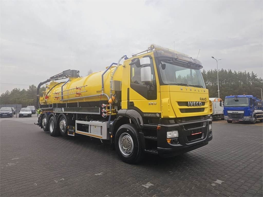 Iveco RAVO WUKO FOR CHANNEL CLEANING druck saug kanal - Vacuum truck: picture 2 Iveco RAVO WUKO FOR CHANNEL CLEANING druck saug kanal - Vacuum truck: picture 2