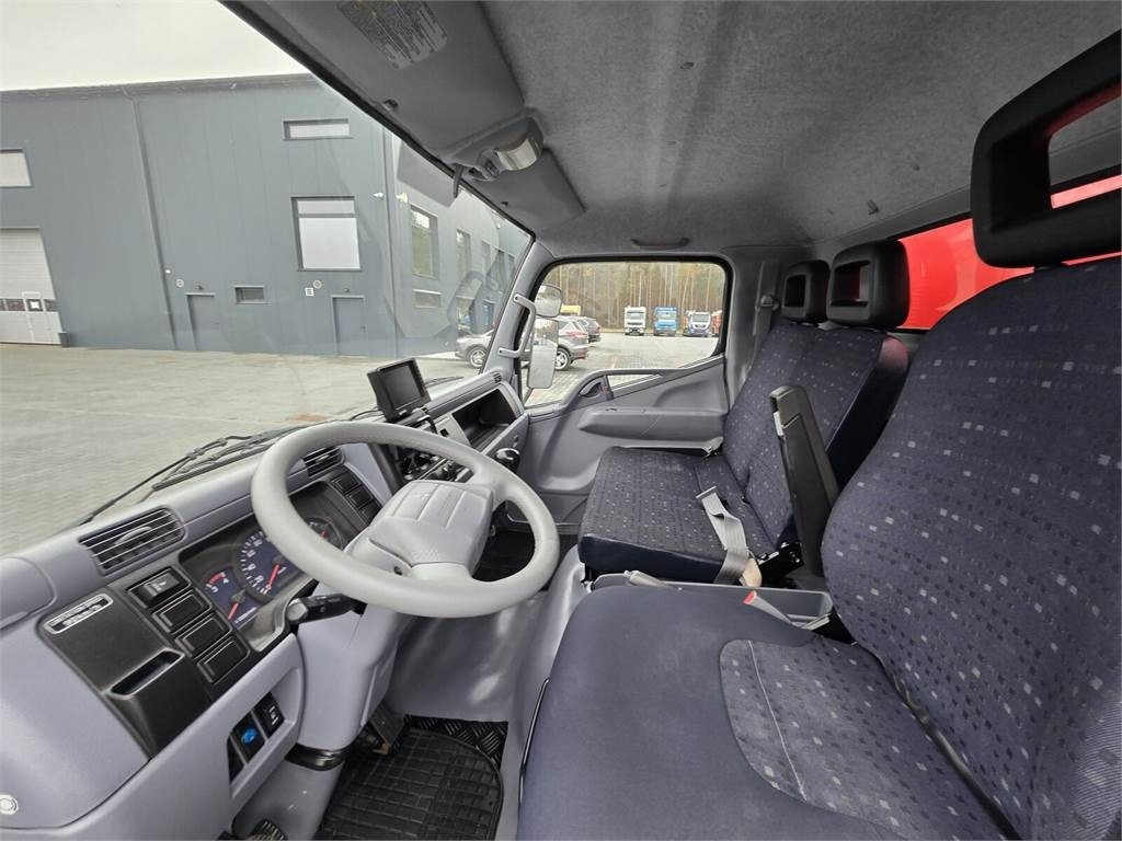 Mitsubishi RIONED COMBI WUKO FOR CLEANING SEWAGE - Vacuum truck: picture 2 Mitsubishi RIONED COMBI WUKO FOR CLEANING SEWAGE - Vacuum truck: picture 2