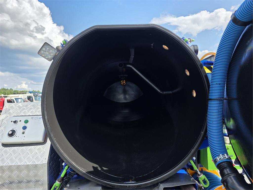 Vacuum truck Mitsubishi ROM KOKS SMART COMBI WUKO HOT WATER FOR CLEANING S: picture 29