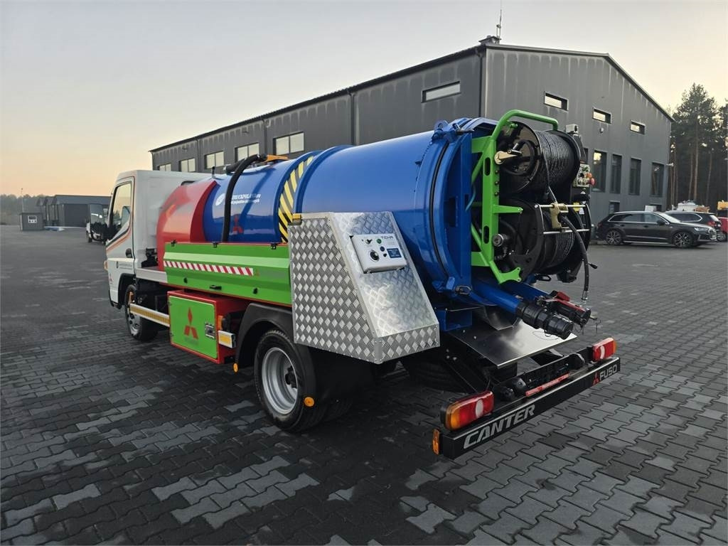 Mitsubishi ROM KOKS SMART COMBI WUKO HOT WATER FOR CLEANING S  - Vacuum truck: picture 5 Mitsubishi ROM KOKS SMART COMBI WUKO HOT WATER FOR CLEANING S  - Vacuum truck: picture 5